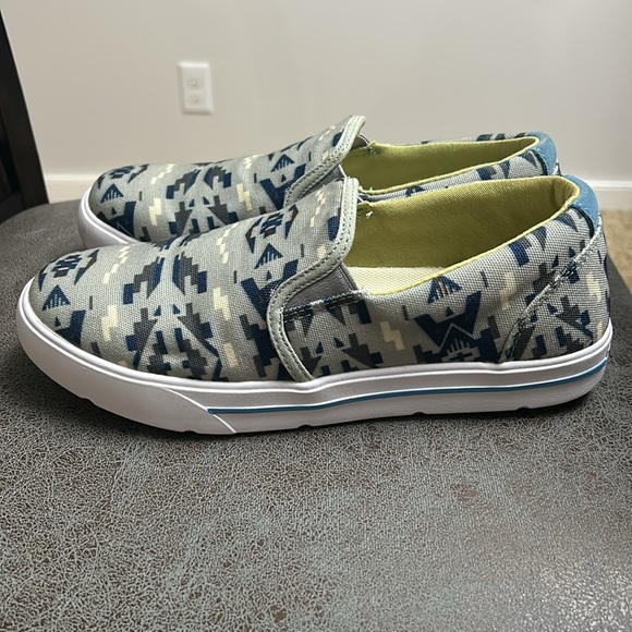Pendleton slip on aztech women’s shoes - Picture 3 of 6